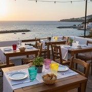 KOSMO-BICCHIERI-COLORATI-ACQUA-APAD